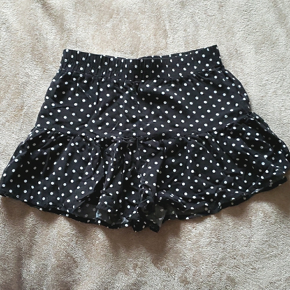 Aeropostale || black and white polka dot shorts